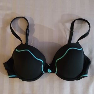 Warner's Bra 36B